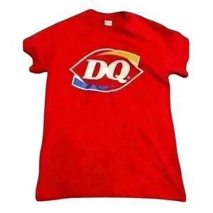 Dairy Queen Tshirt  in perfect condition super vibrant colors size small red
